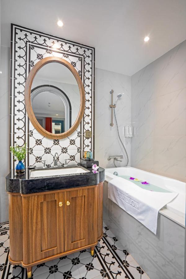 Pavillon Boutique Hotel & Apartment Nha Trang Kültér fotó